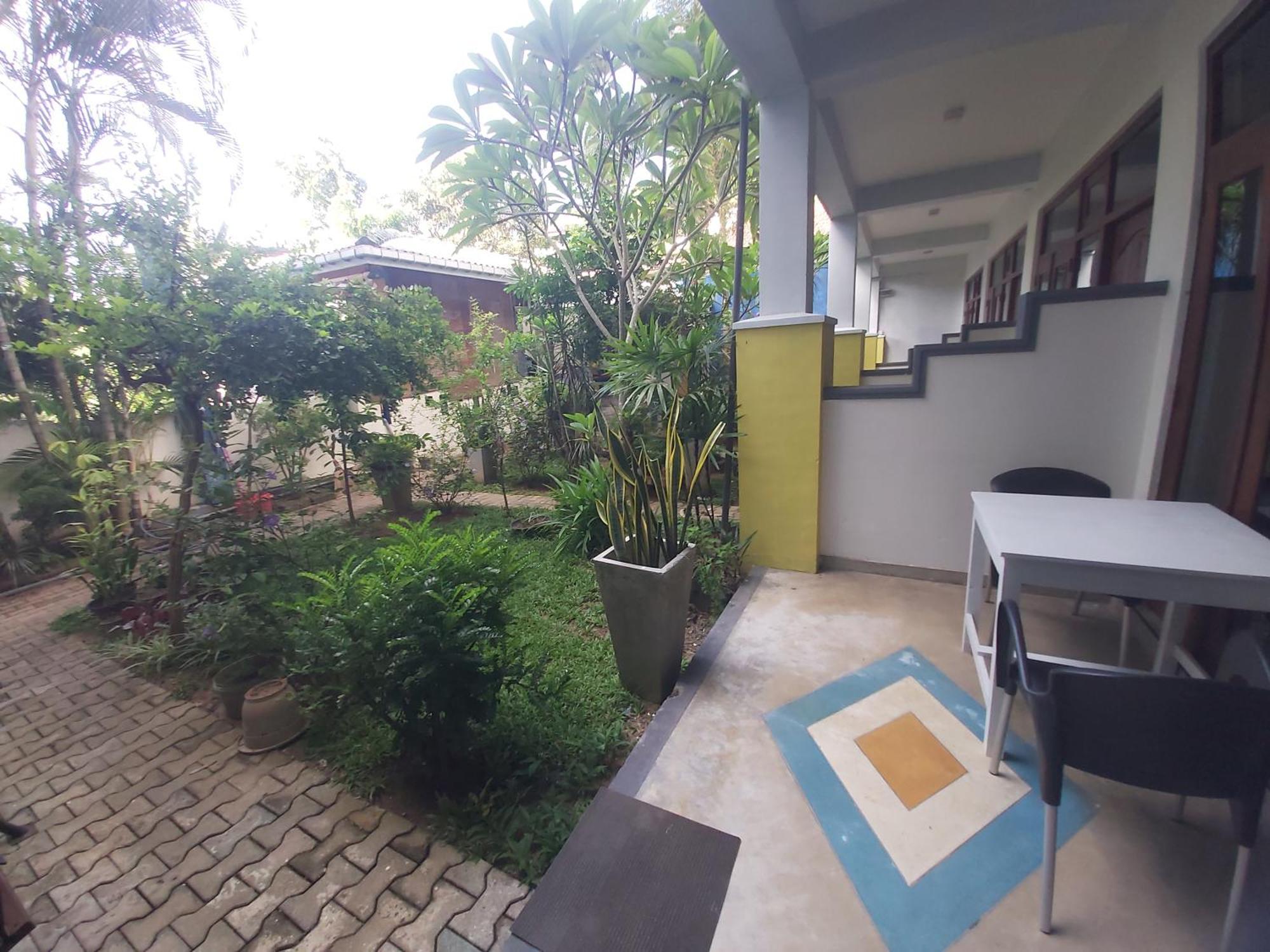 Aaradhya Mirissa Hotel Buitenkant foto