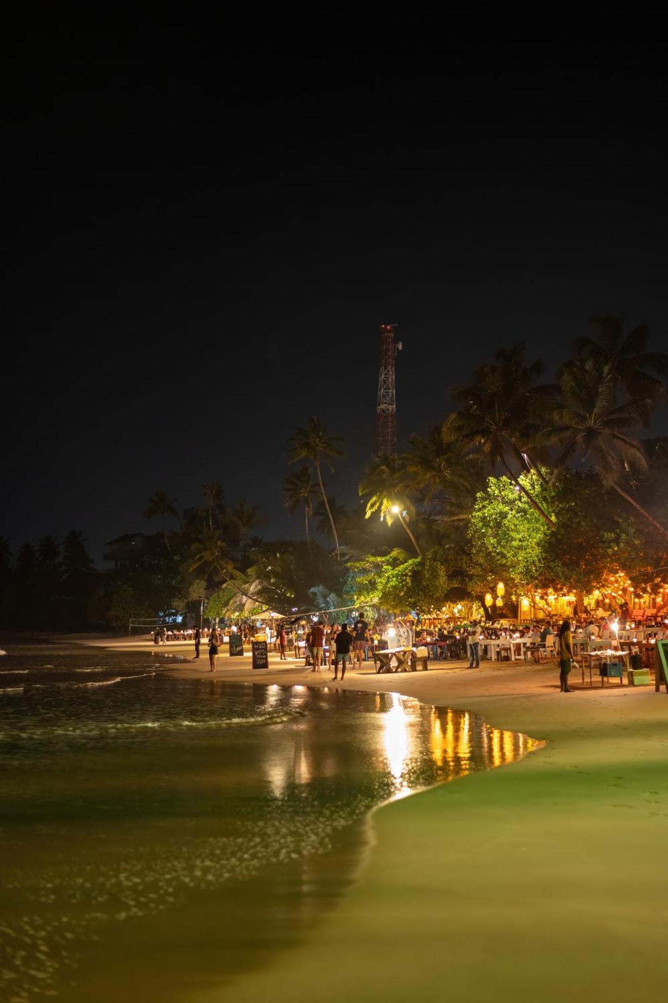 Aaradhya Mirissa Hotel Buitenkant foto