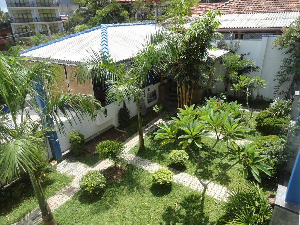 Aaradhya Mirissa Hotel Buitenkant foto
