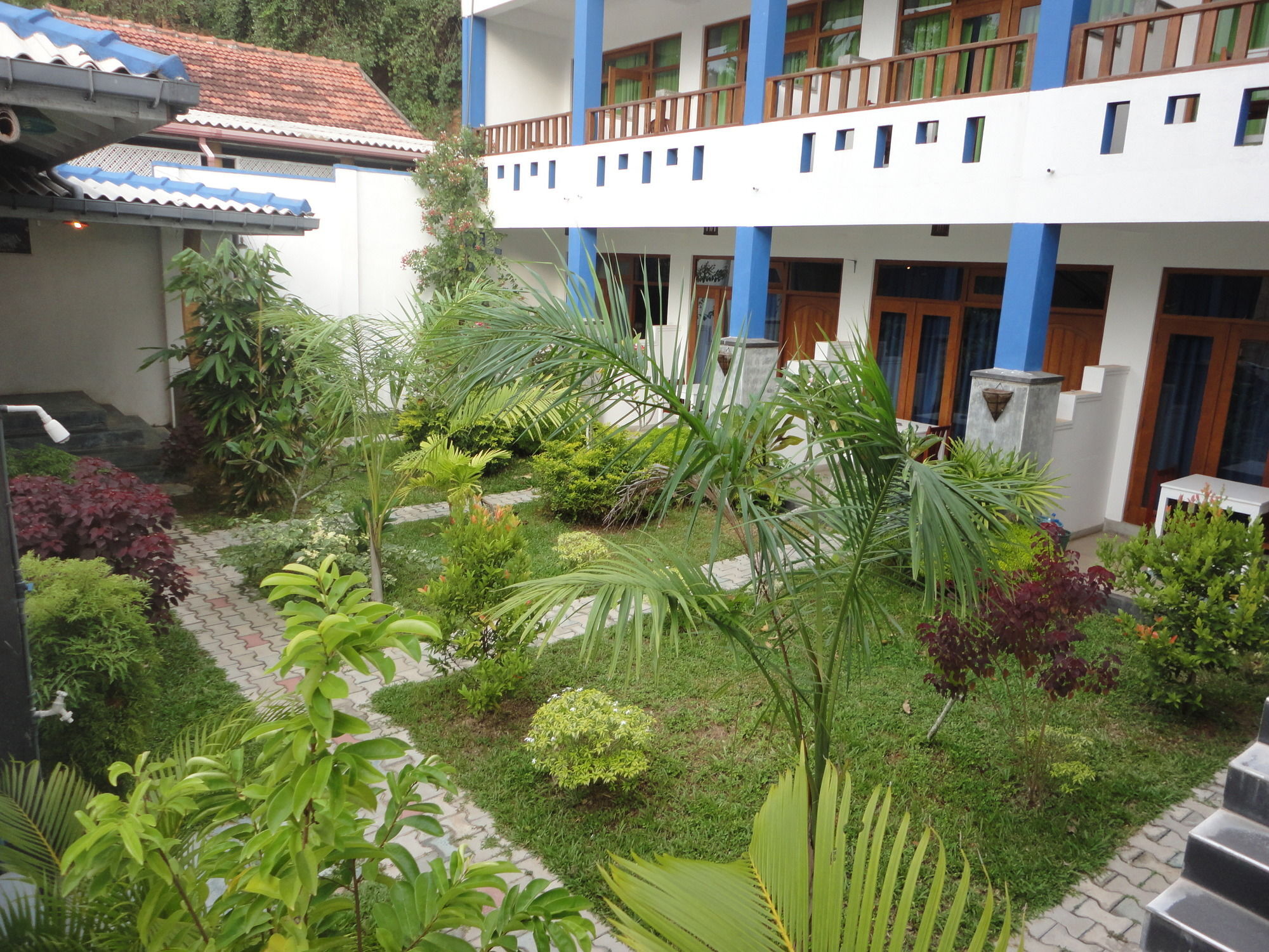 Aaradhya Mirissa Hotel Buitenkant foto