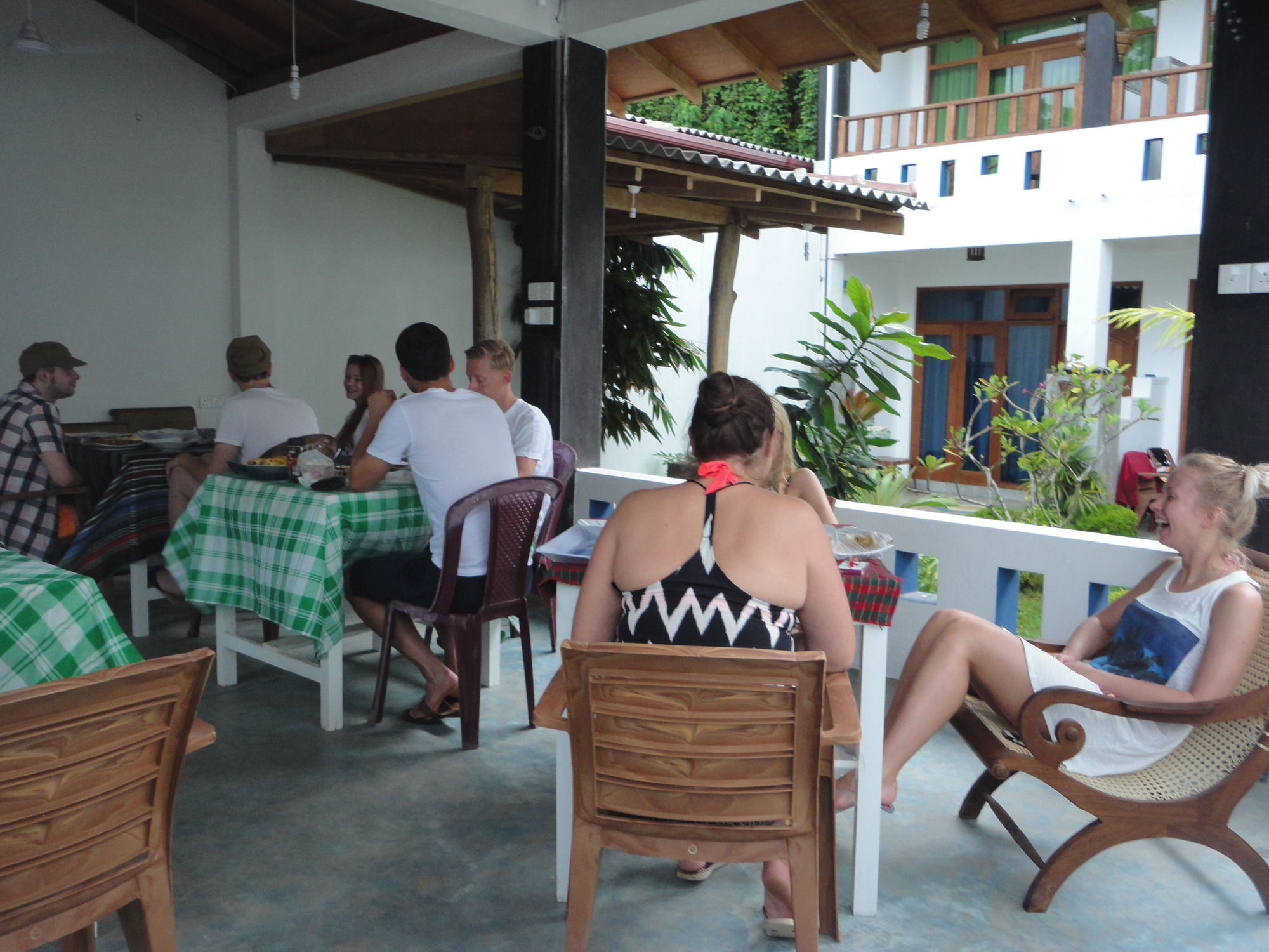 Aaradhya Mirissa Hotel Buitenkant foto